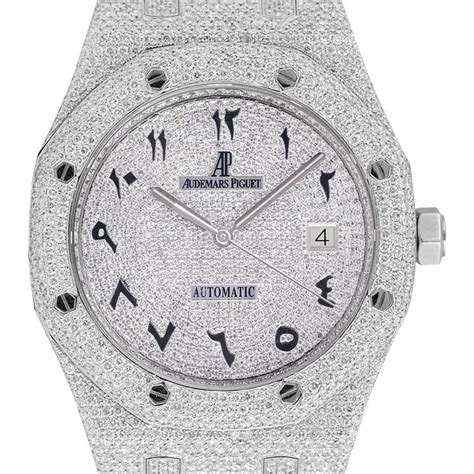 diamond arabic dial.